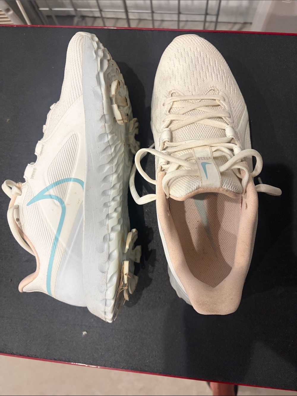 Women's Lightweight Golf shoes in Cream and Blush - Picture 3 of 3